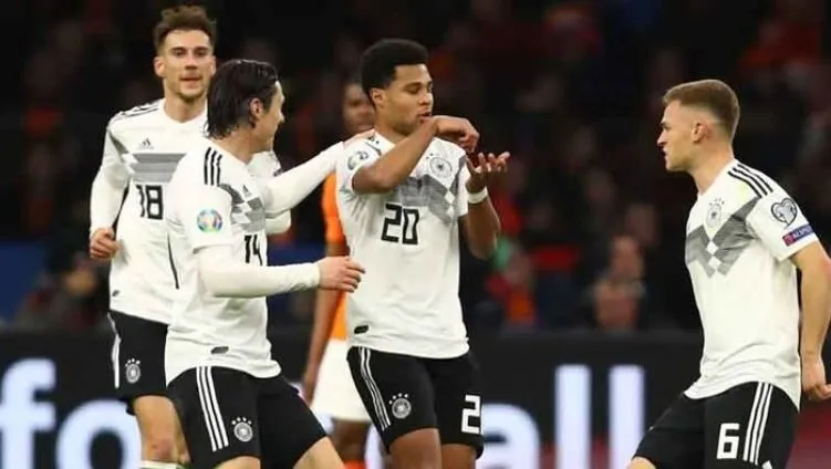 bàn thắng vàng hay