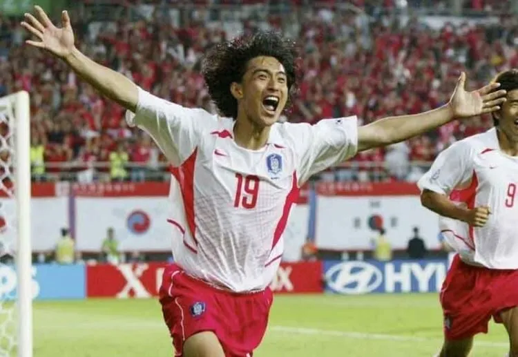 Bàn thắng vàng trong trận Ý và Hàn Quốc cũng là ấn tượng mạnh mẽ với người hâm mộ bóng đá